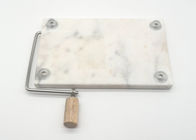 Tablero de mármol blanco de la cortadora del queso, manija de madera de la tabla de cortar de mármol del queso